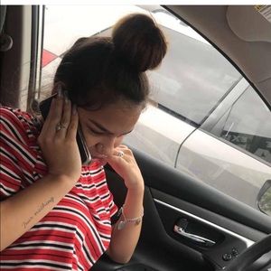 Meet your Posher, Kayla